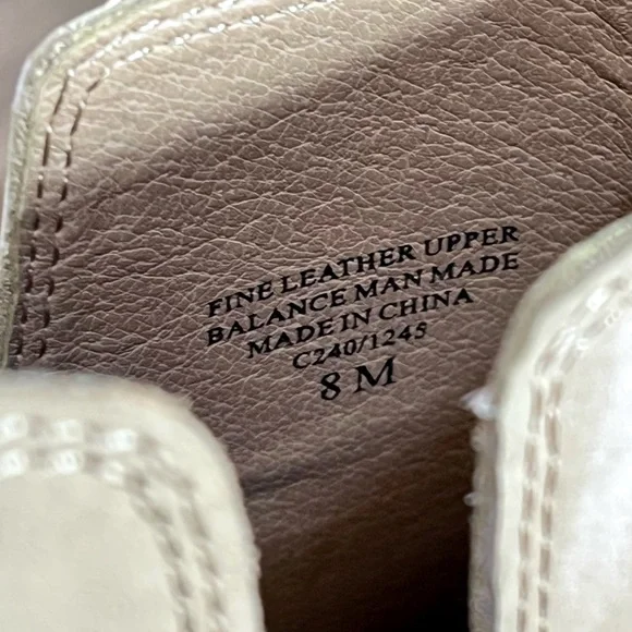 NWOB Splendid | Hamptyn Tan Distress Nubuck Leather Ankle Boots Size 8M - Picture 13 of 16